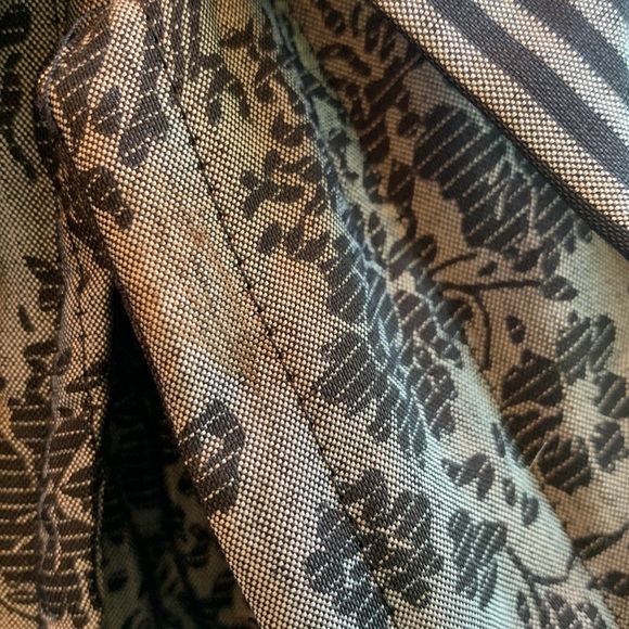 GUNNE SAKS QUILTED JACKET SKIRT SET - Picture 5 of 5